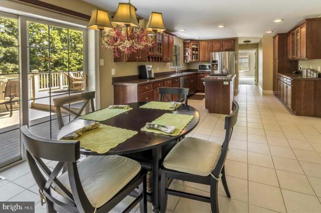29 ELMWOOD RD S