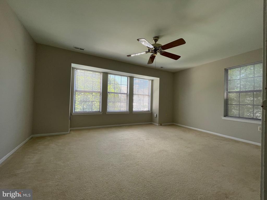 35 SUMMIT COURT