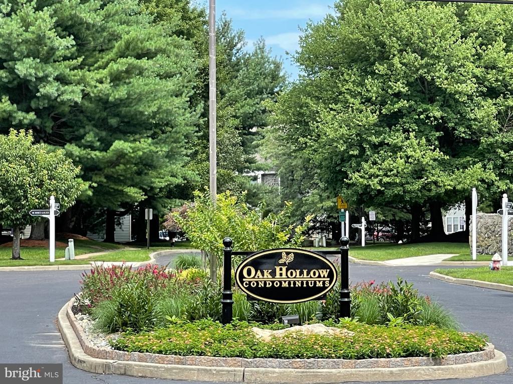 35 SUMMIT COURT