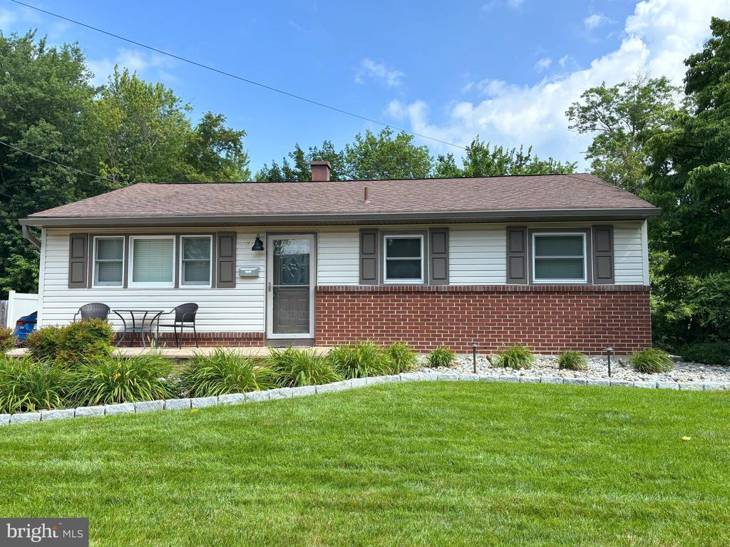 3 CALDWELL AVENUE