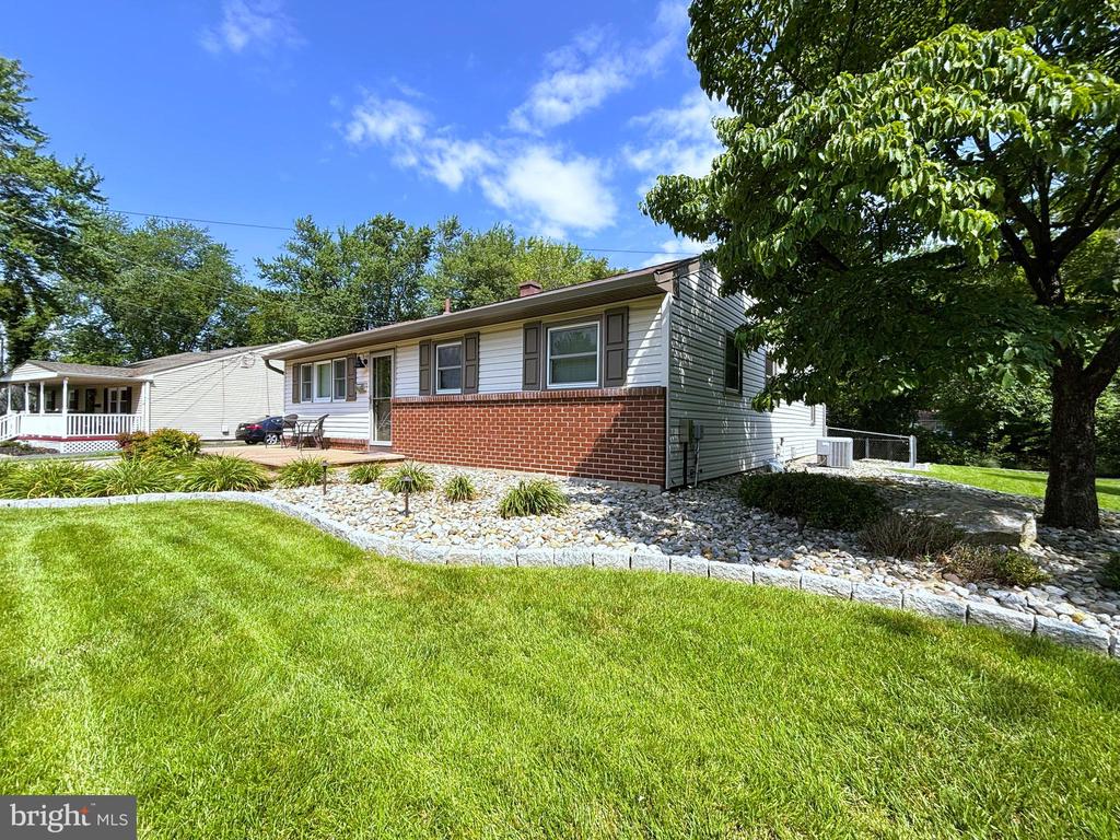 3 CALDWELL AVENUE