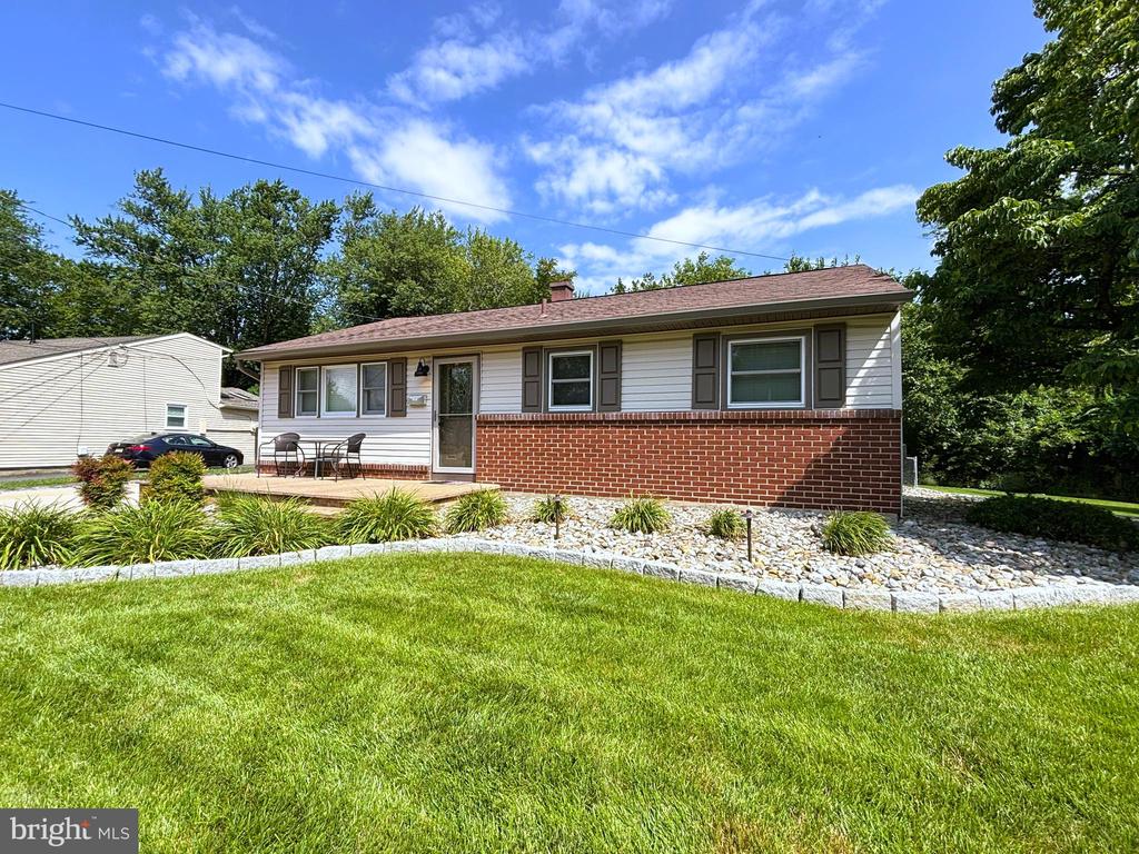 3 CALDWELL AVENUE