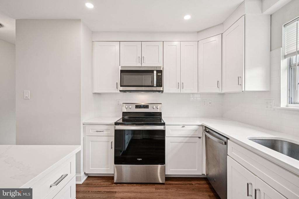 10 Eddystone Way