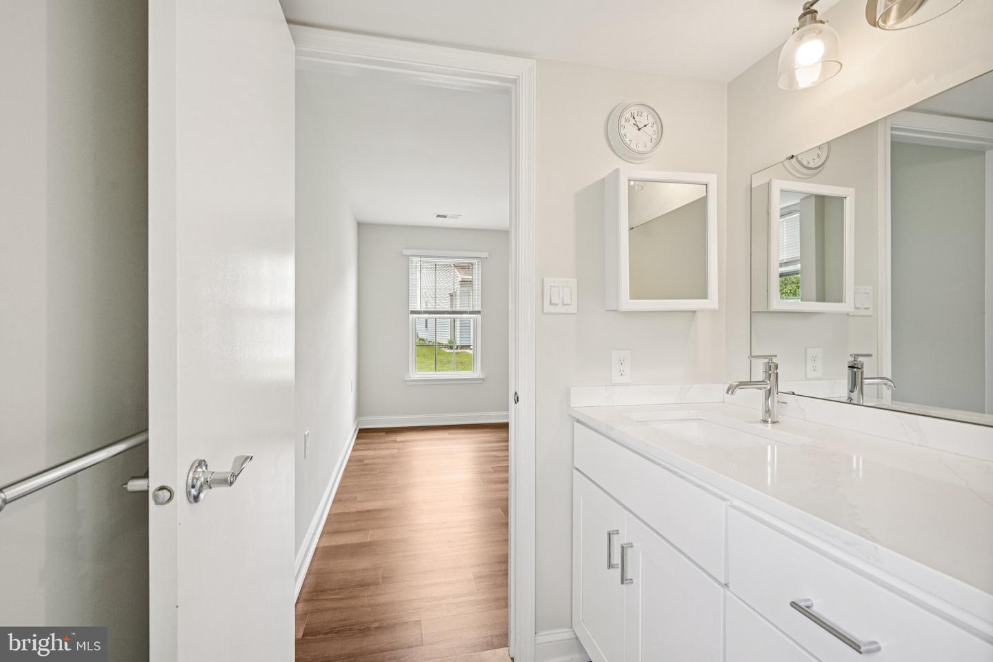 10 Eddystone Way