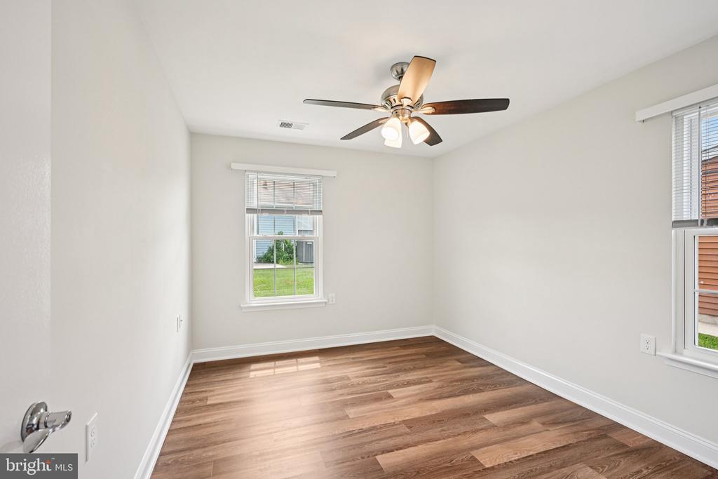 10 Eddystone Way