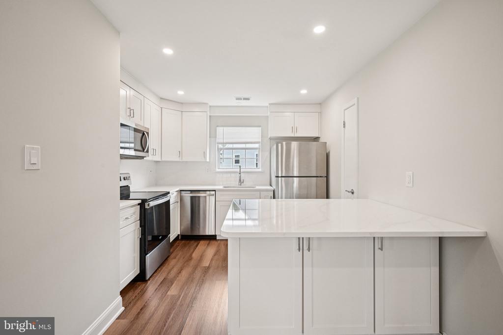 10 Eddystone Way
