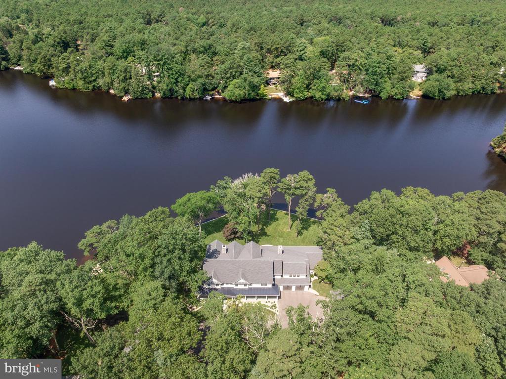 21 E CENTENNIAL DRIVE