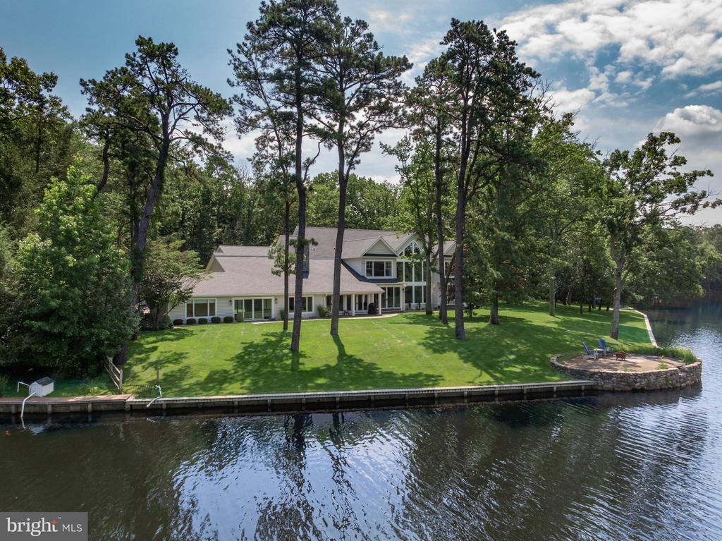 21 E CENTENNIAL DRIVE