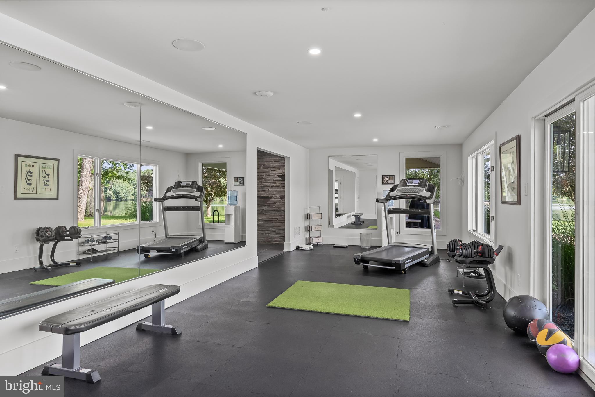 21 E CENTENNIAL DRIVE