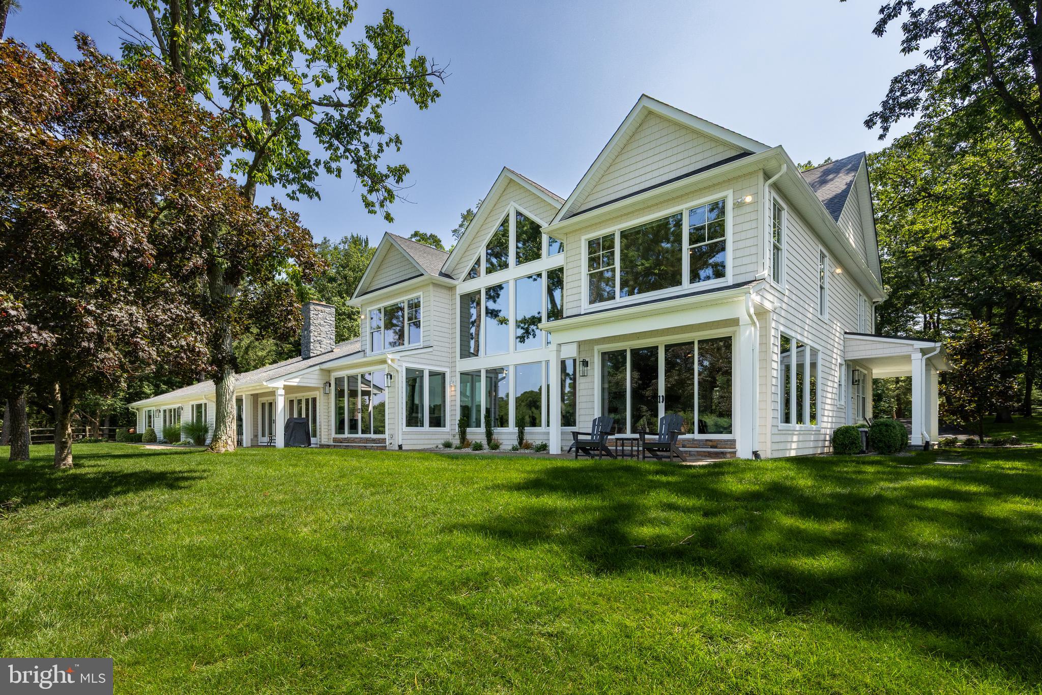 21 E CENTENNIAL DRIVE