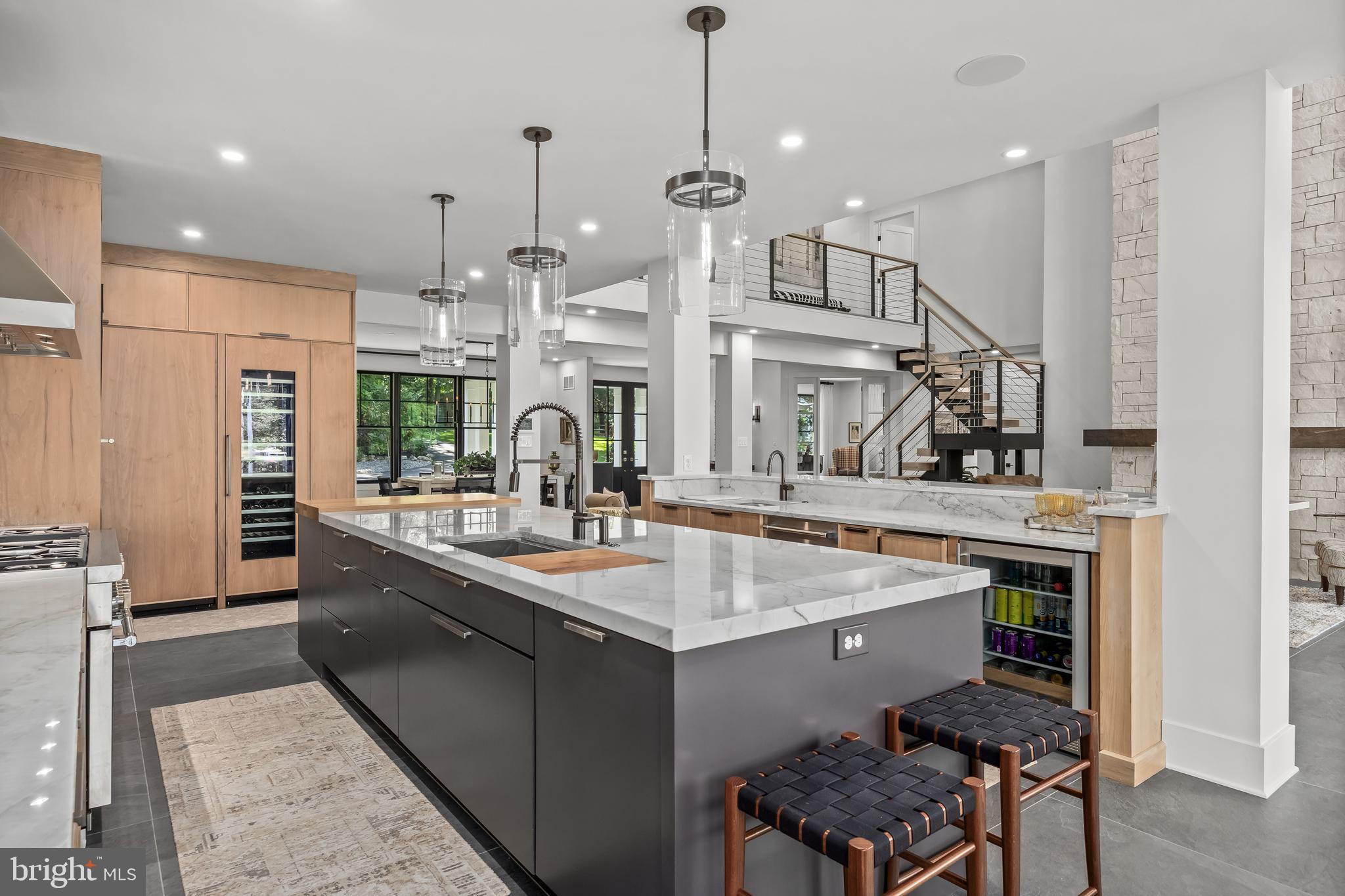 21 E CENTENNIAL DRIVE