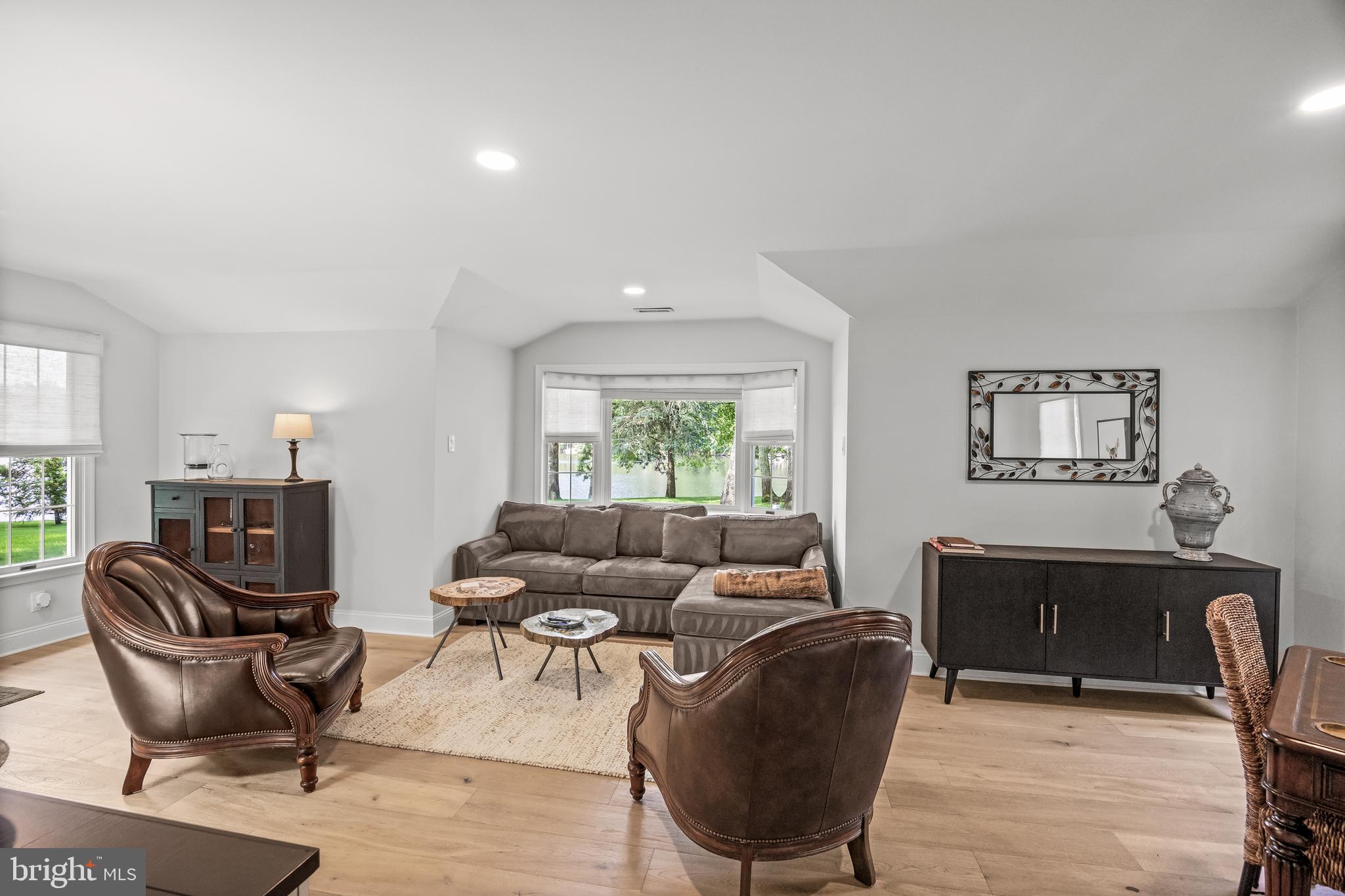 21 E CENTENNIAL DRIVE