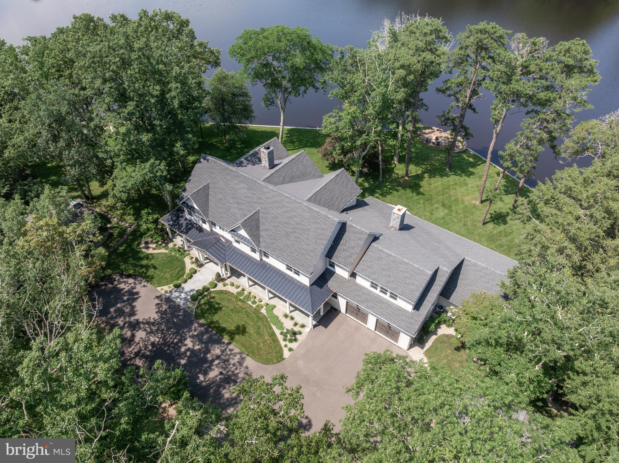 21 E CENTENNIAL DRIVE