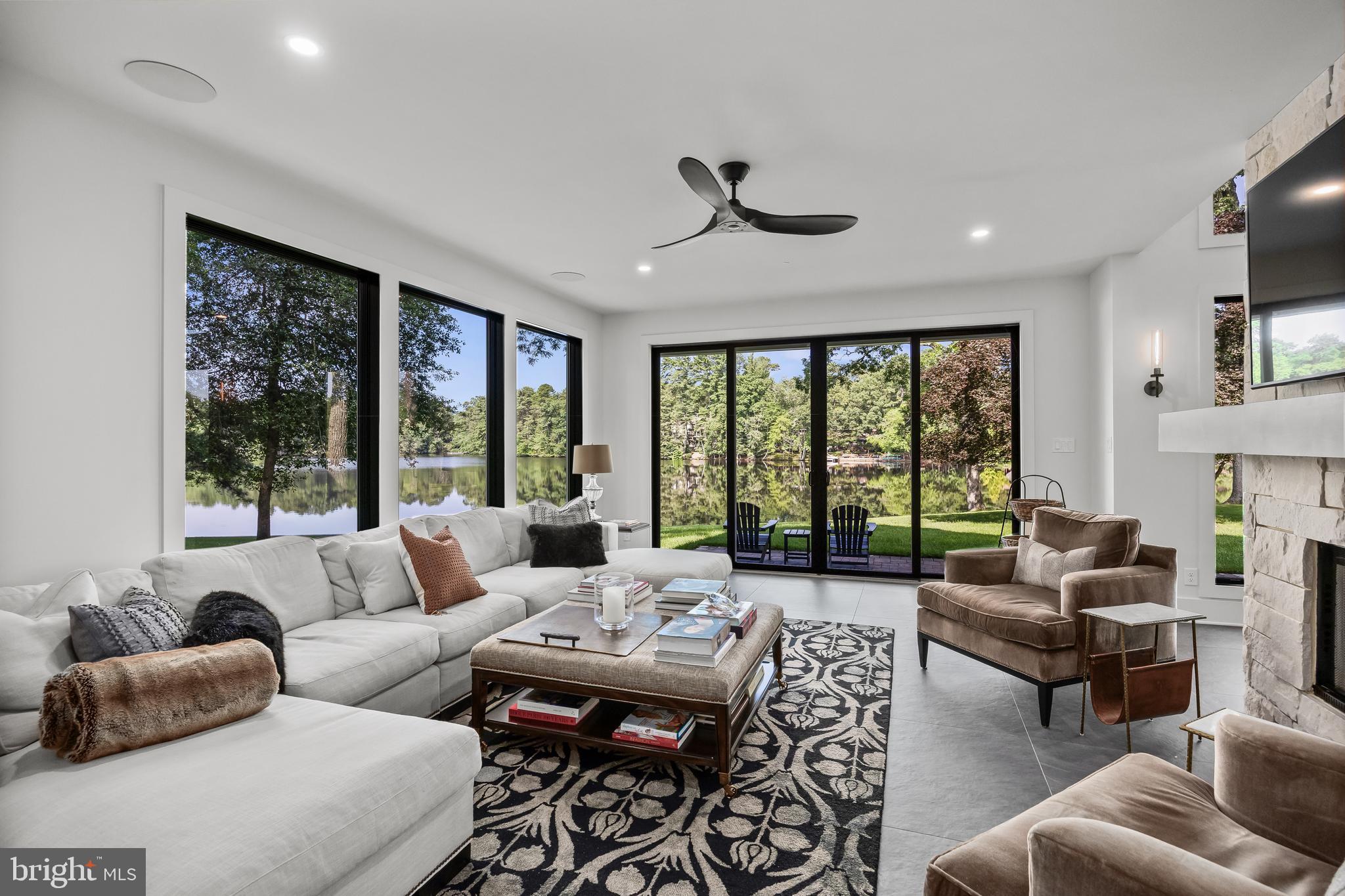 21 E CENTENNIAL DRIVE