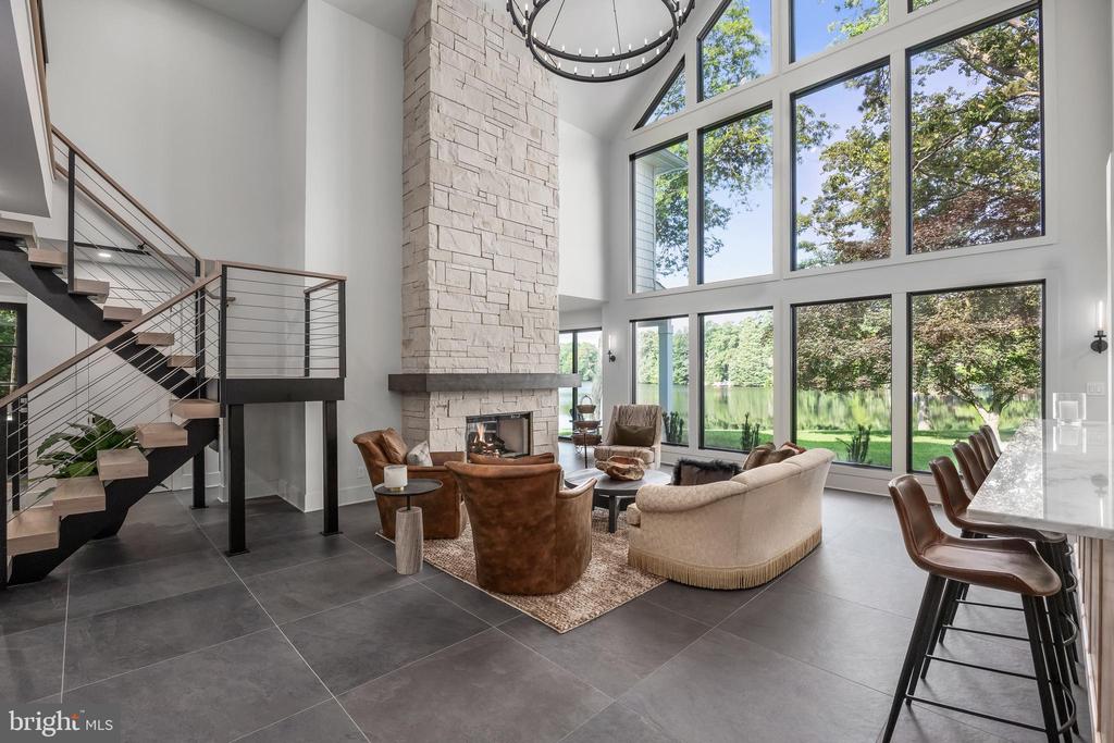 21 E CENTENNIAL DRIVE