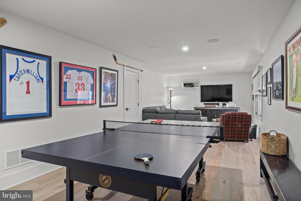 21 E CENTENNIAL DRIVE