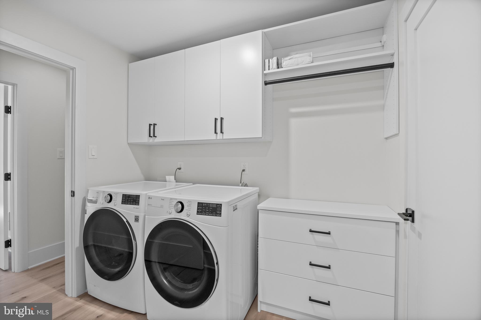 21 E CENTENNIAL DRIVE