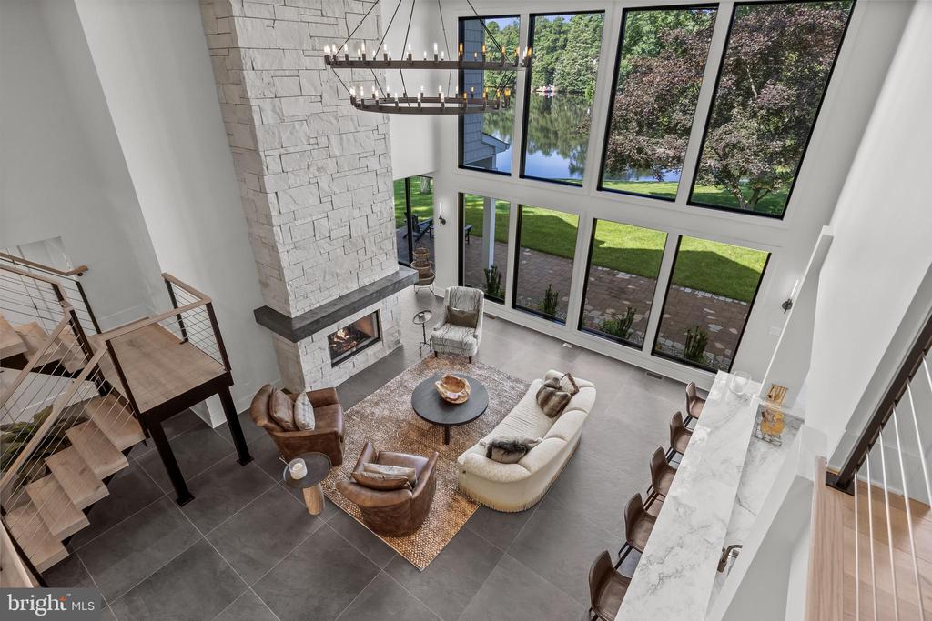 21 E CENTENNIAL DRIVE