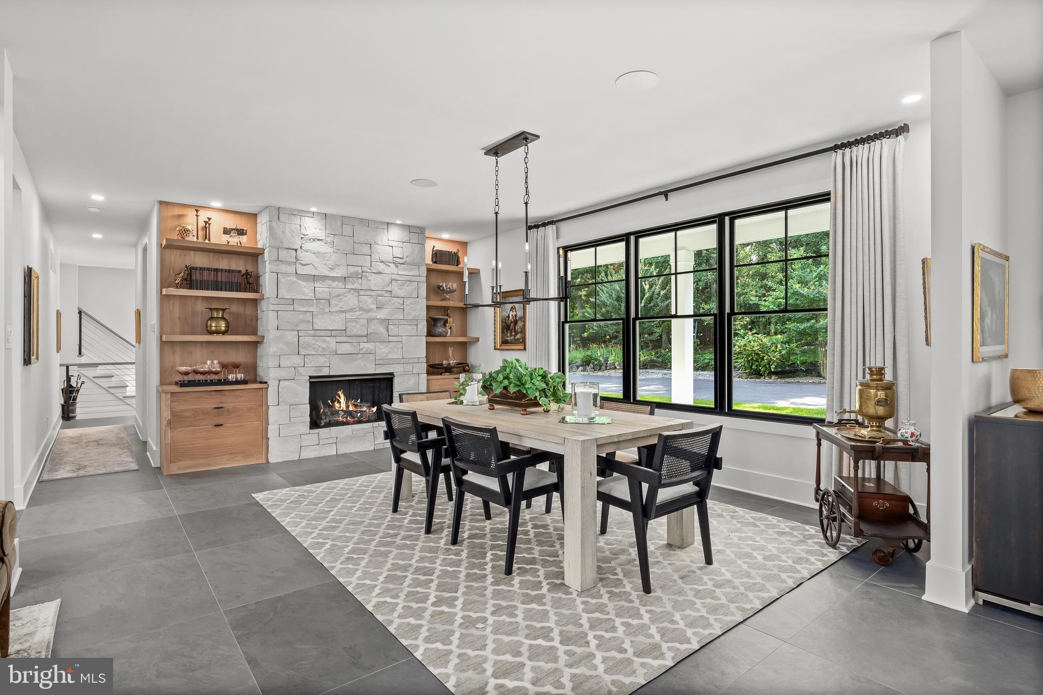 21 E CENTENNIAL DRIVE