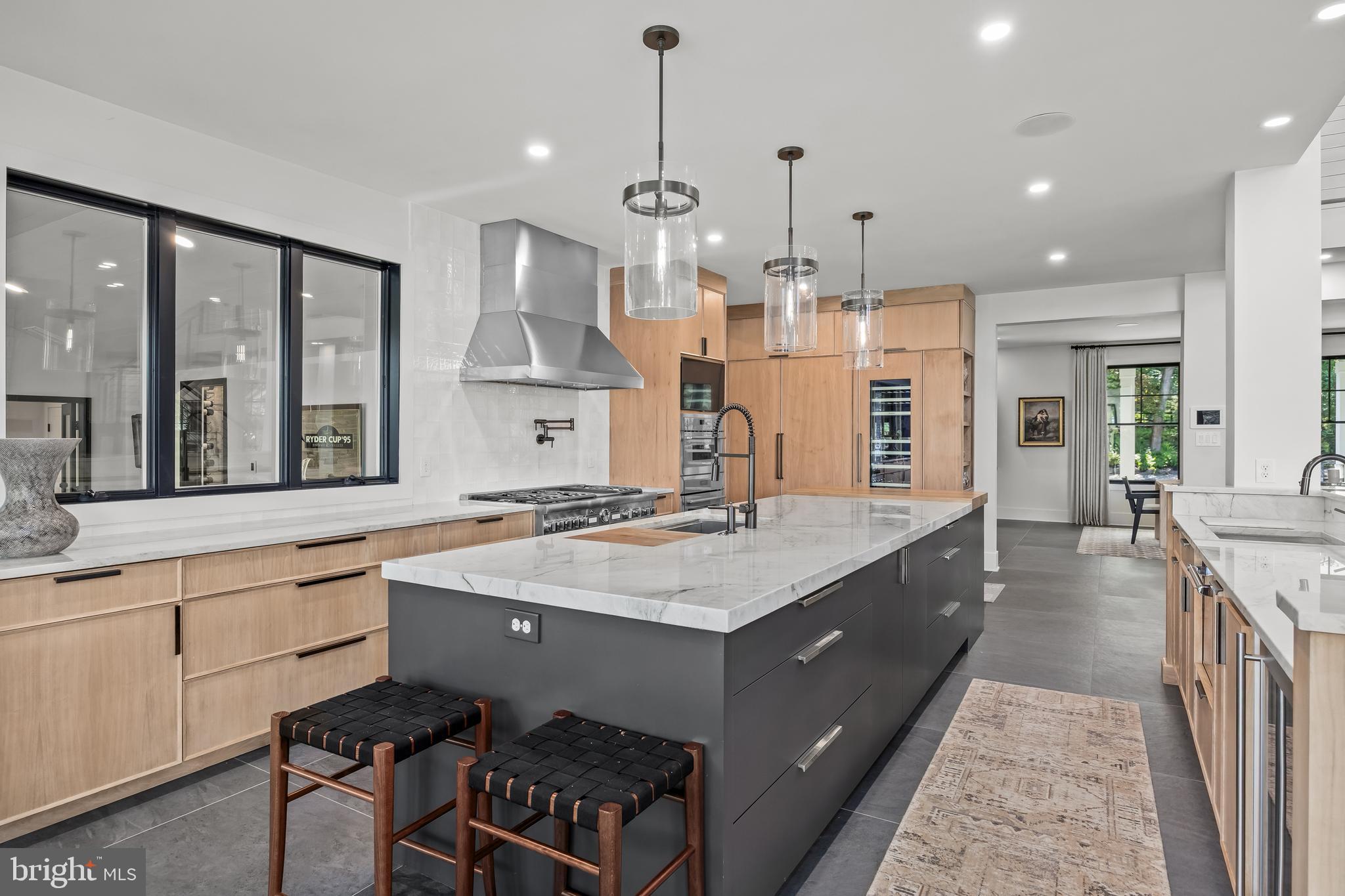 21 E CENTENNIAL DRIVE