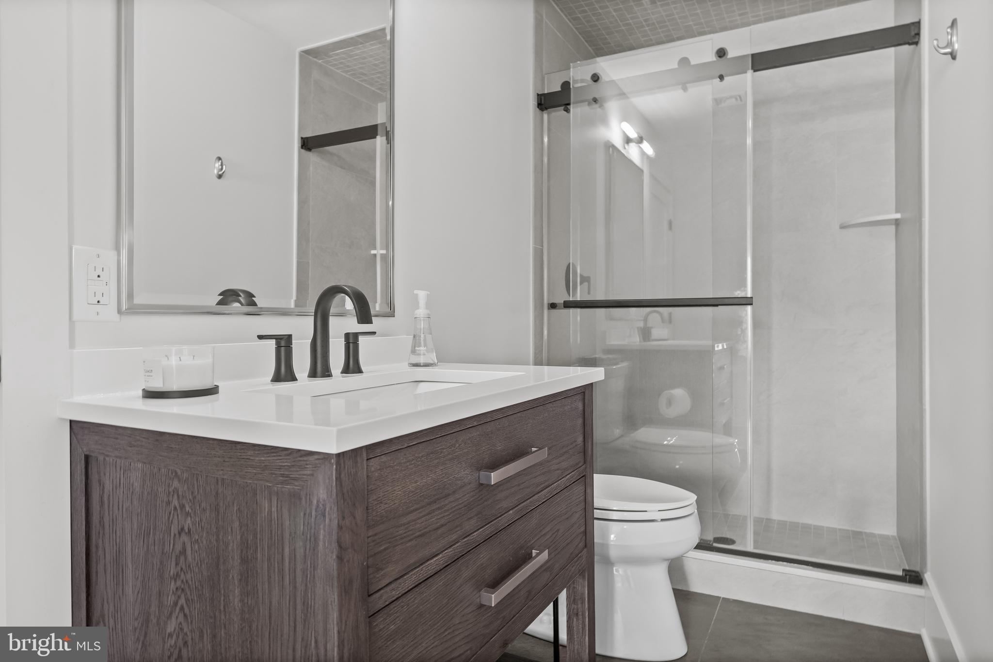 21 E CENTENNIAL DRIVE