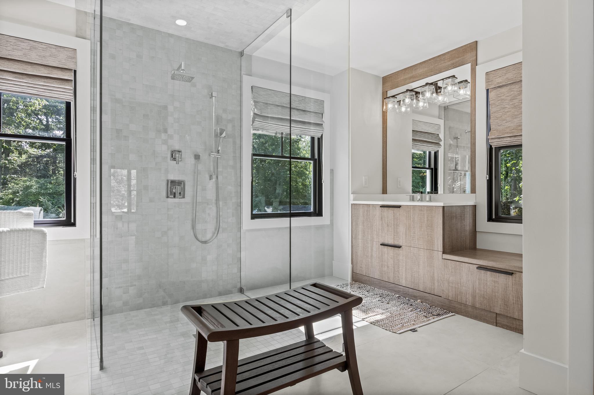 21 E CENTENNIAL DRIVE