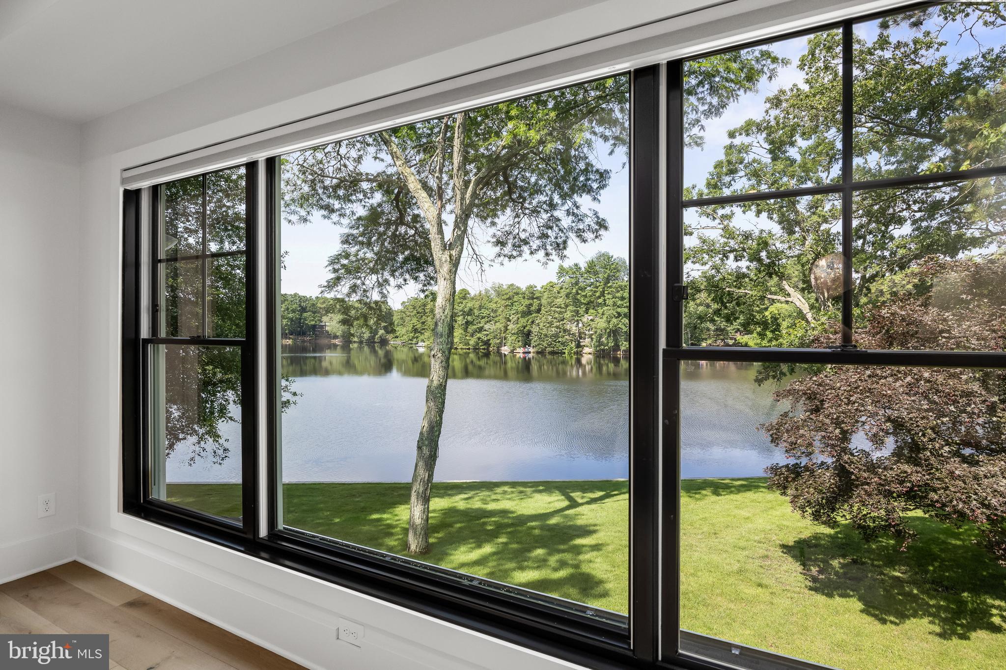 21 E CENTENNIAL DRIVE