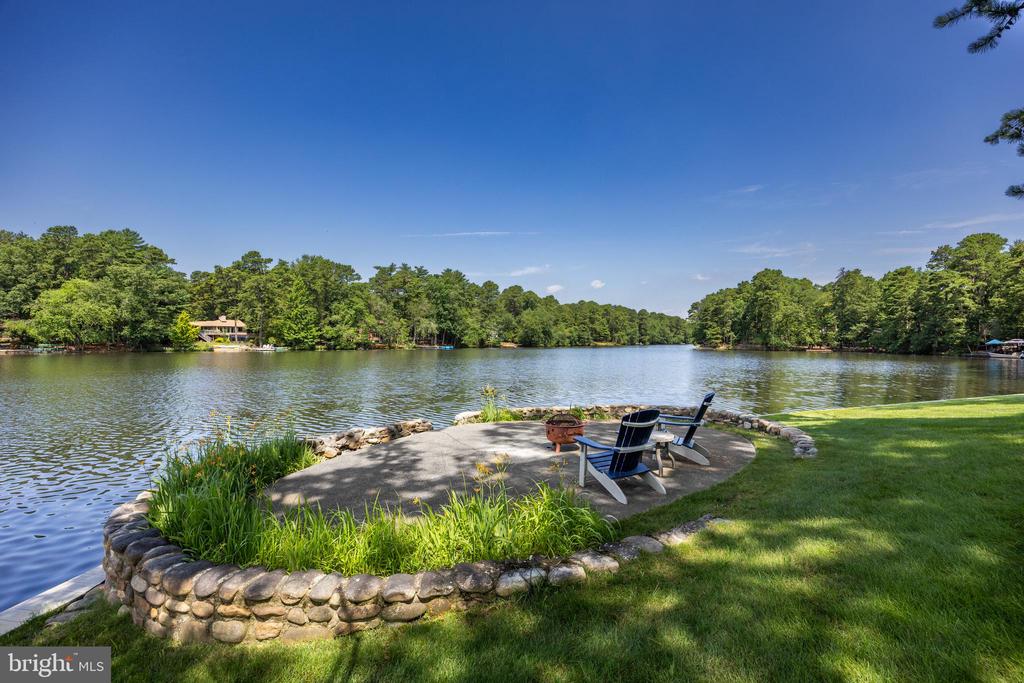 21 E CENTENNIAL DRIVE