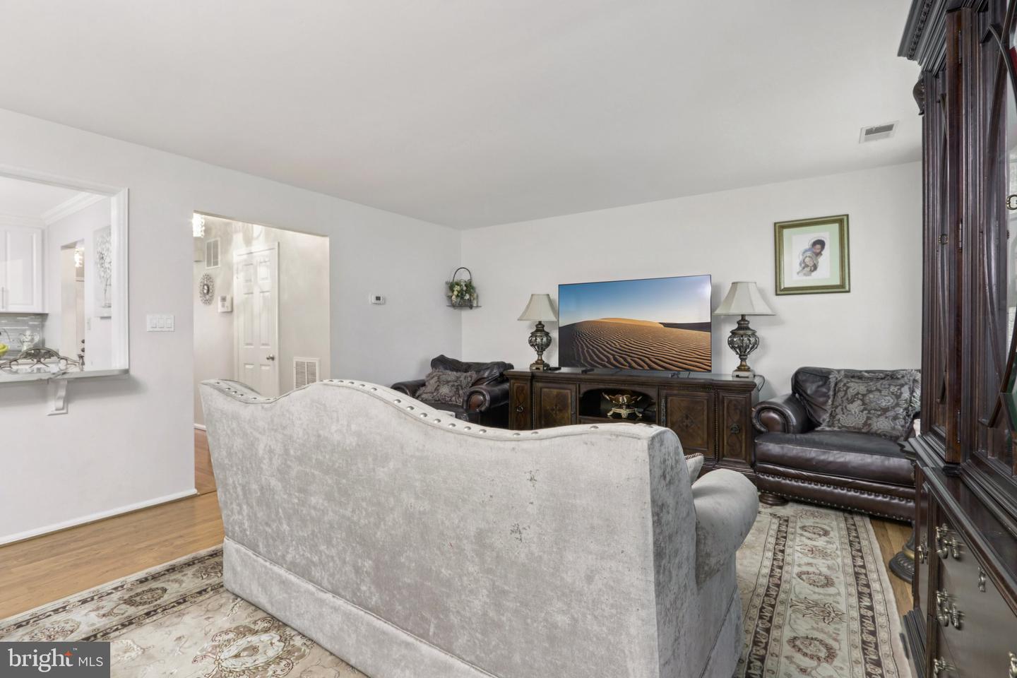 10 Plymouth Ct