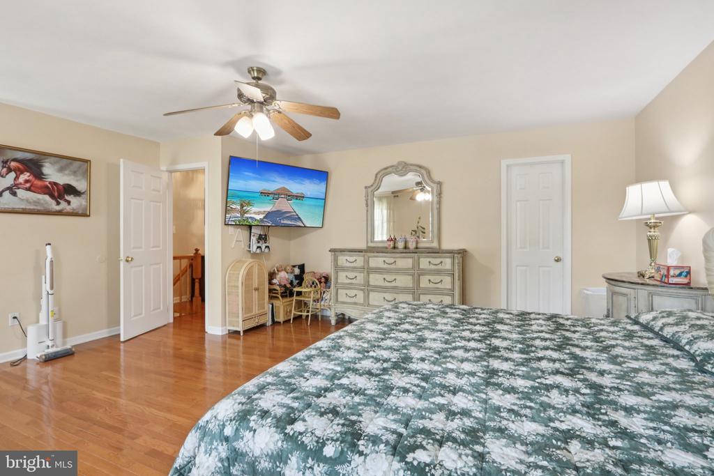 10 Plymouth Ct