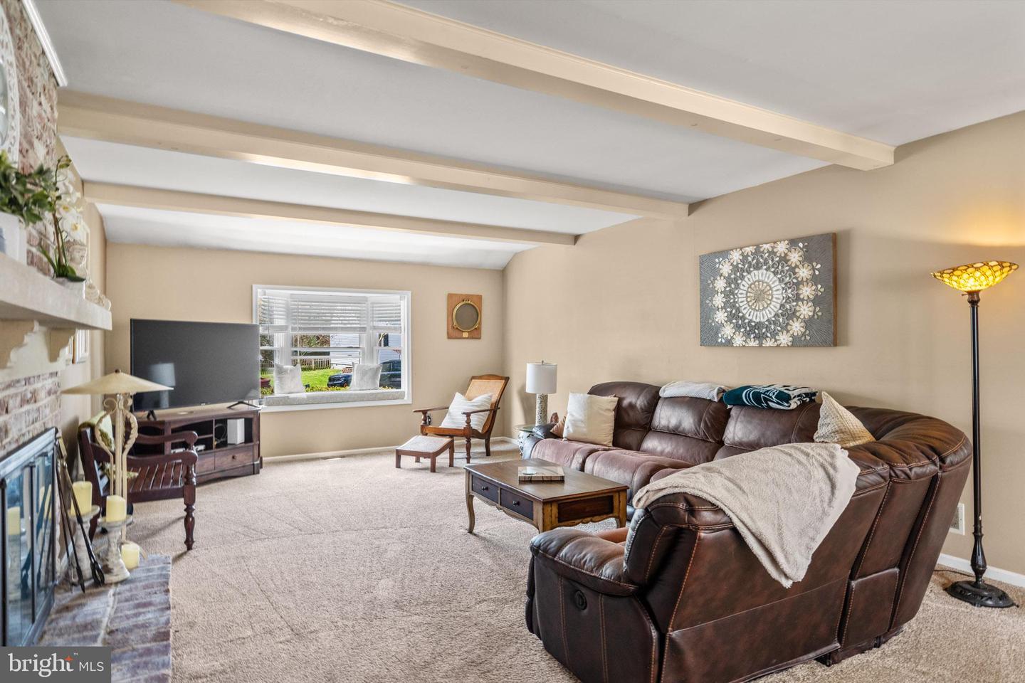 22 Cochise Cir