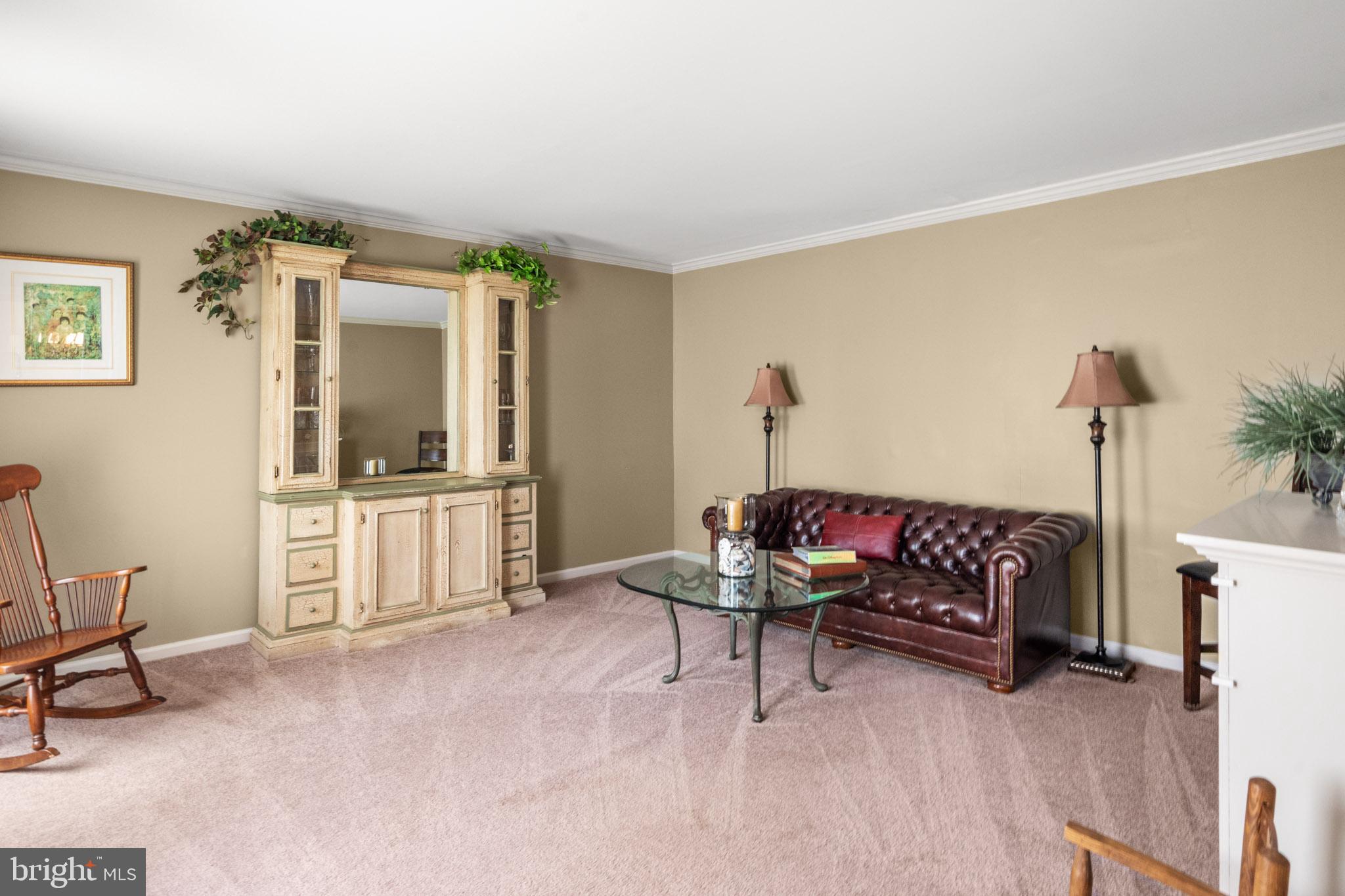 22 Cochise Cir