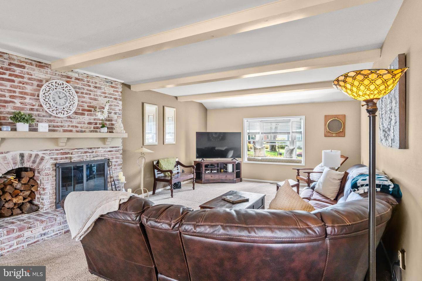 22 Cochise Cir