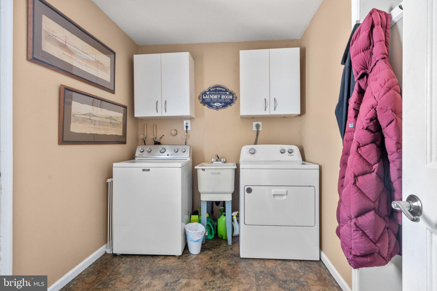 22 Cochise Cir