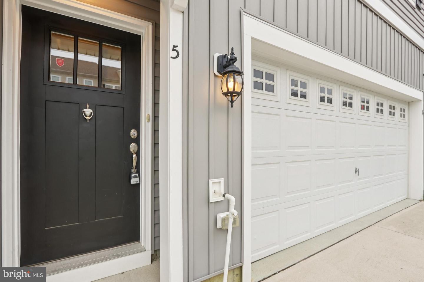 5 Sullivan Way