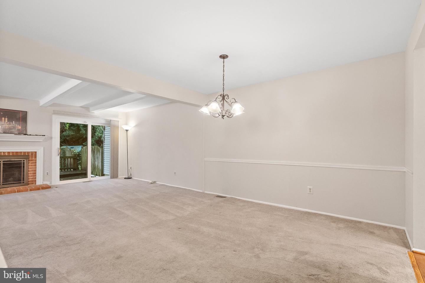 82 Farnwood Rd