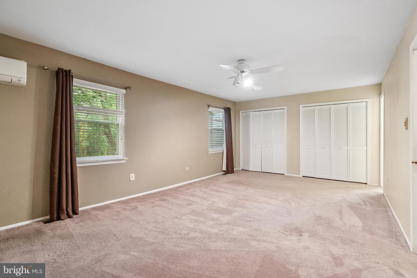 82 Farnwood Rd