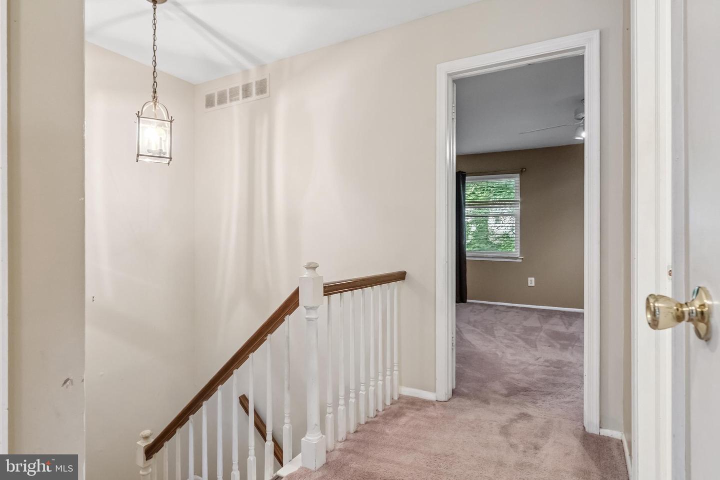 82 Farnwood Rd