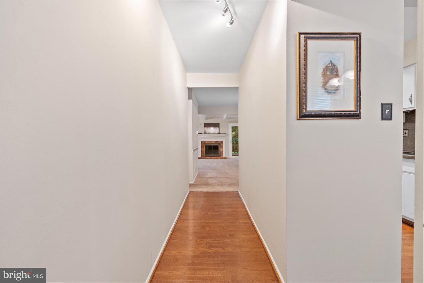 82 Farnwood Rd
