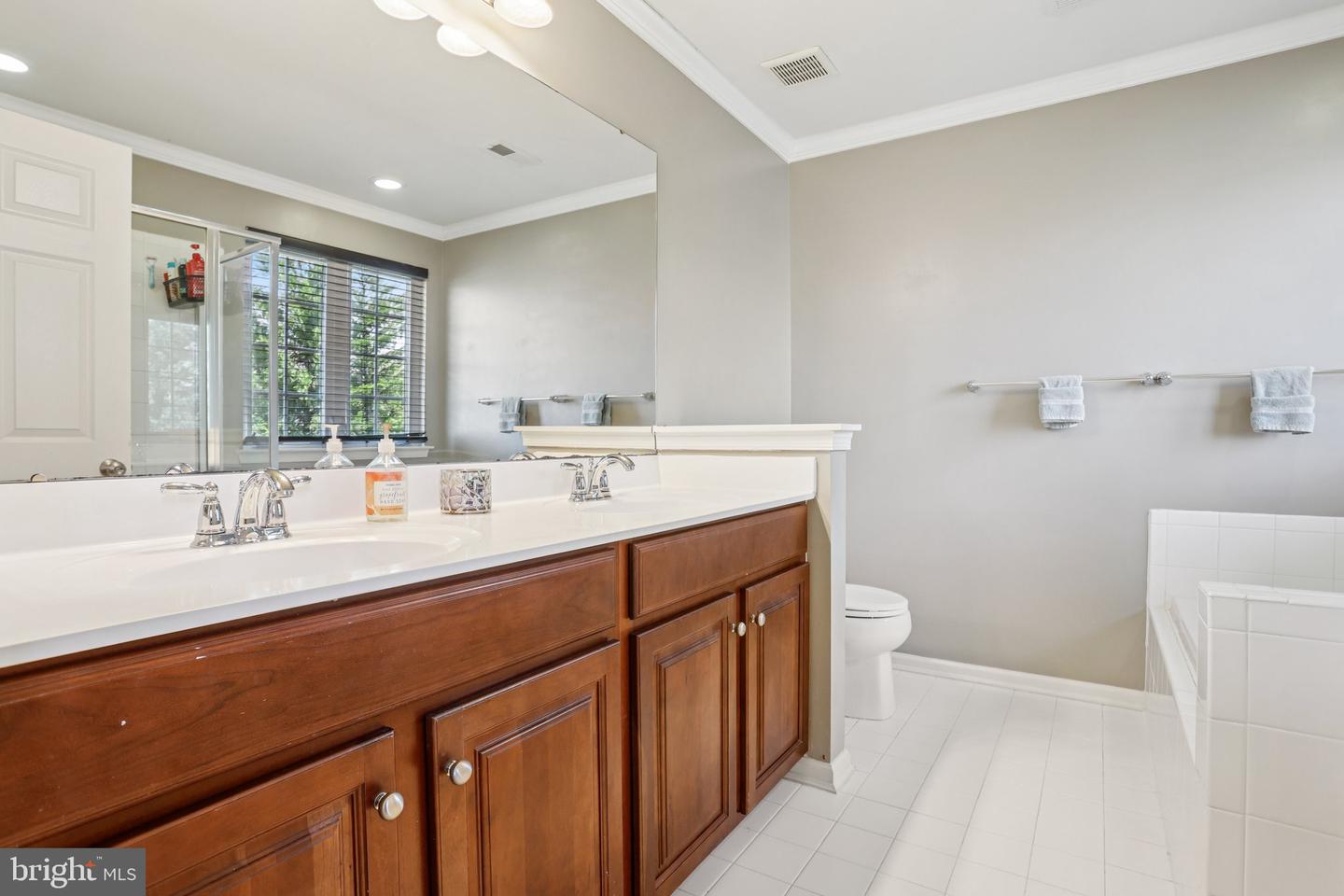 1583 Jason Dr