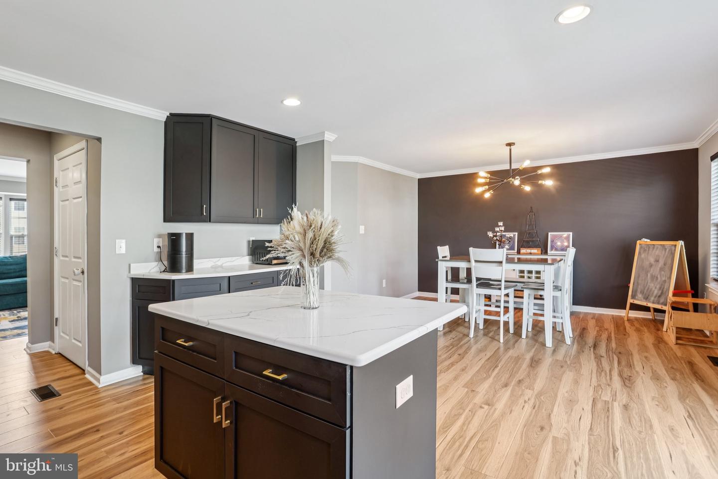 1583 Jason Dr