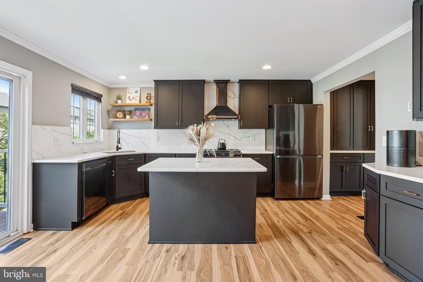1583 Jason Dr