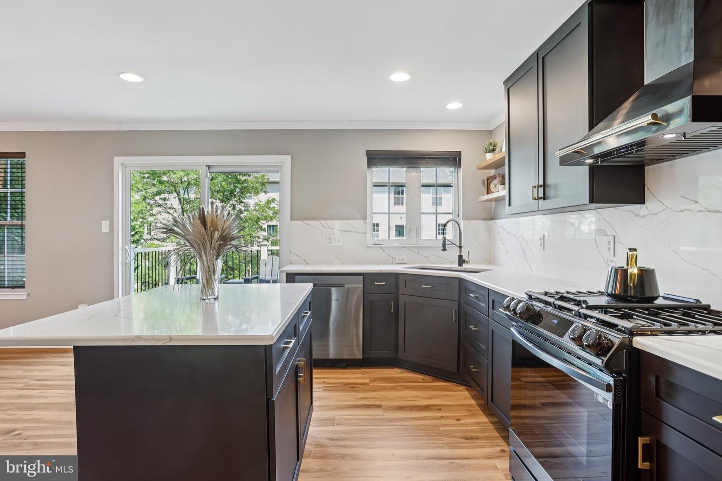1583 Jason Dr