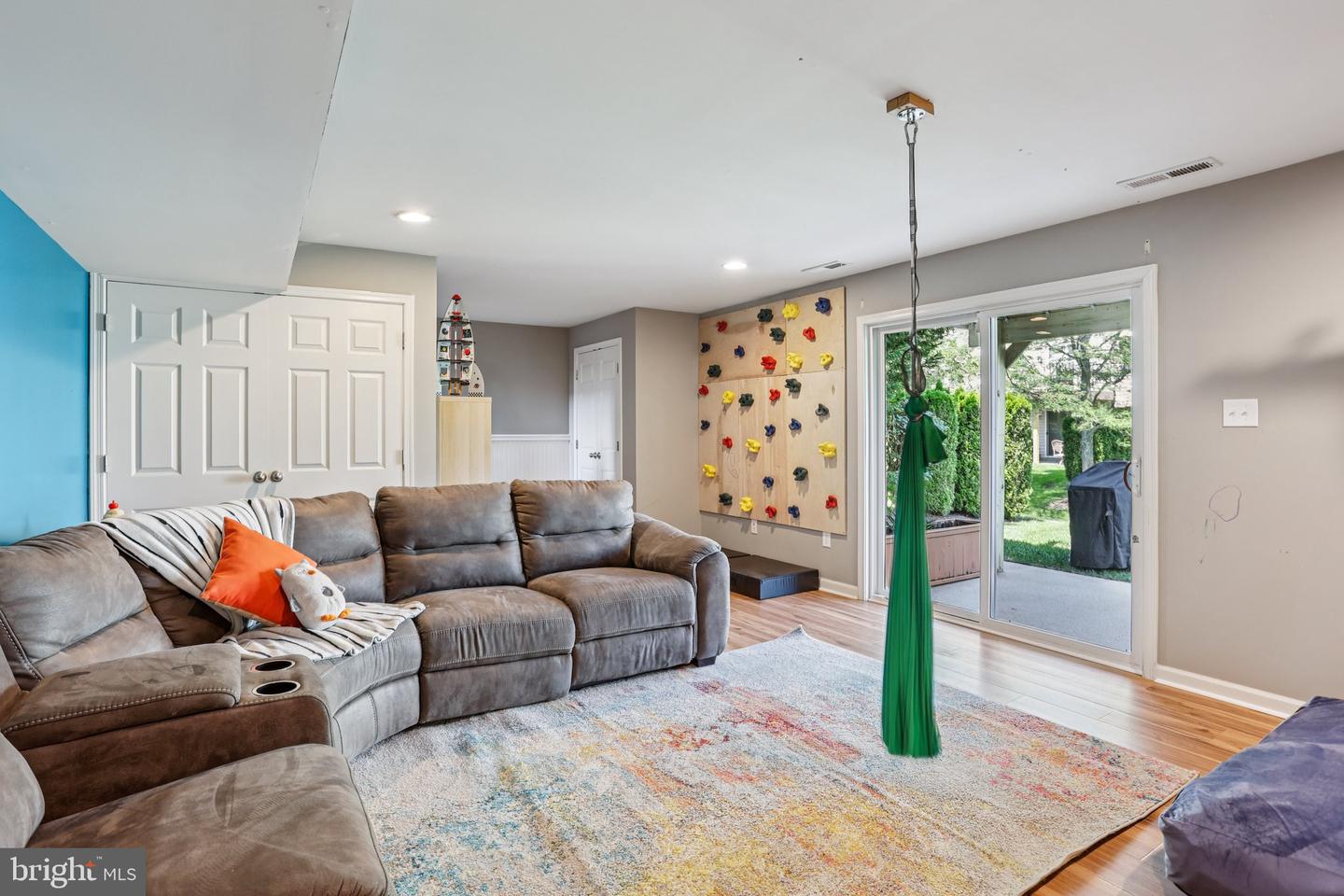 1583 Jason Dr