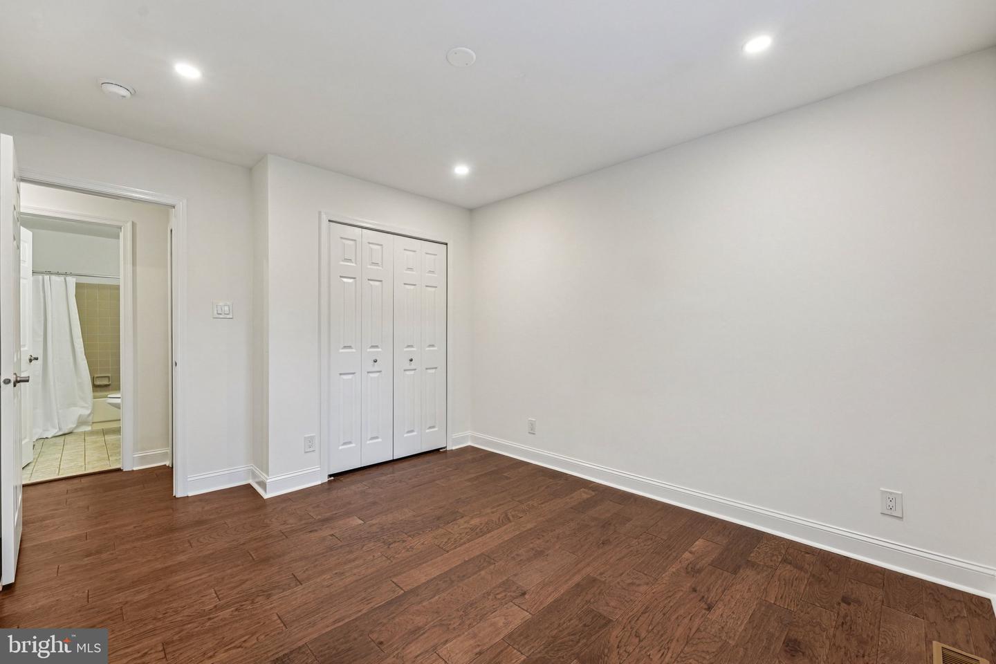 1003 Andover Ct
