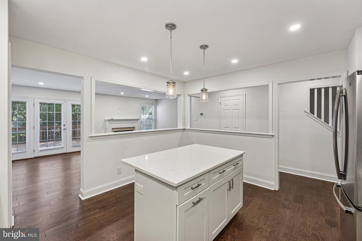 1003 Andover Ct