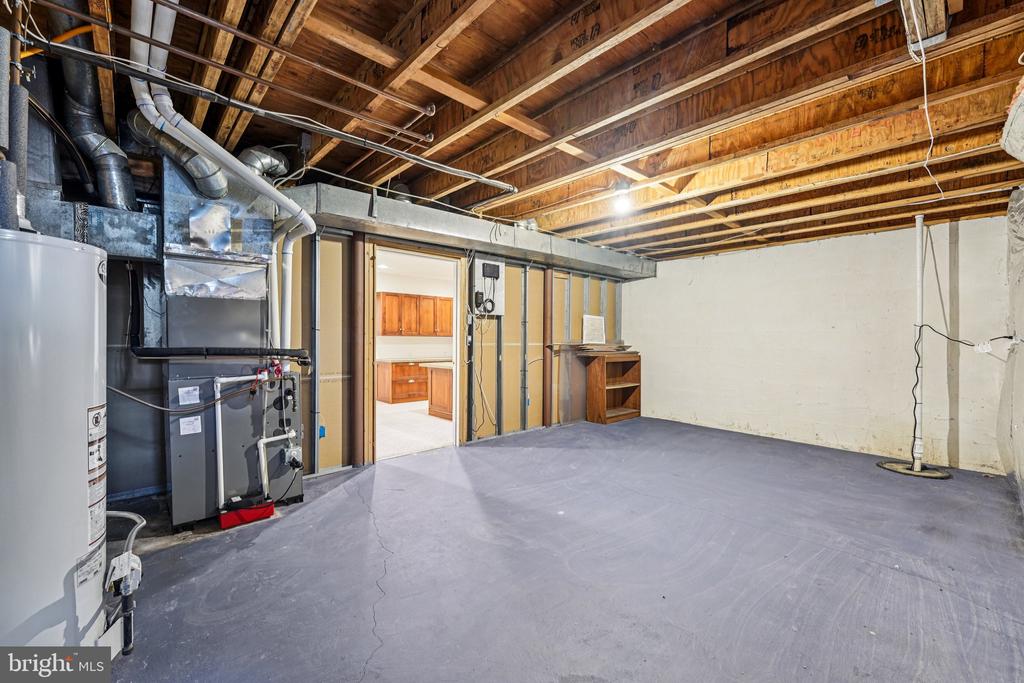 1003 Andover Ct
