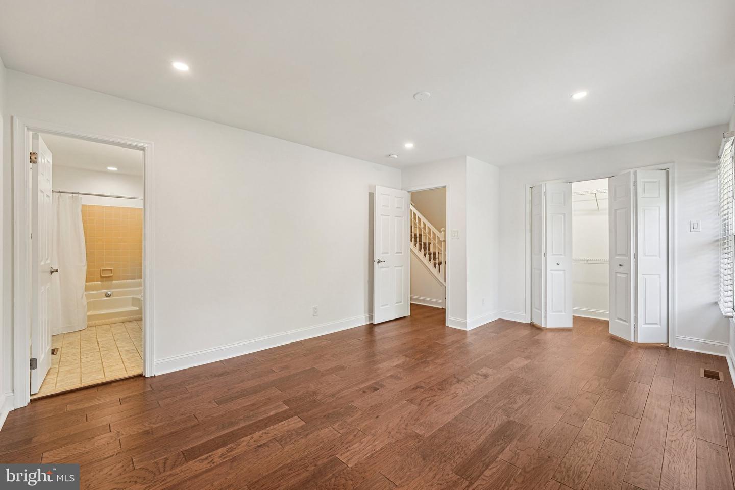 1003 Andover Ct