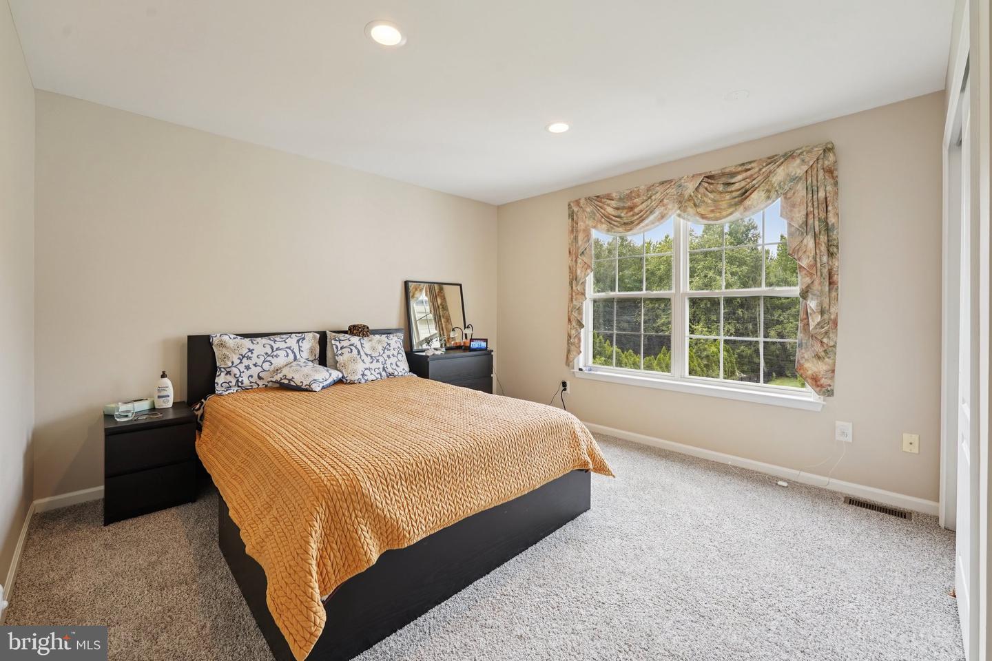 45 Wood View Dr