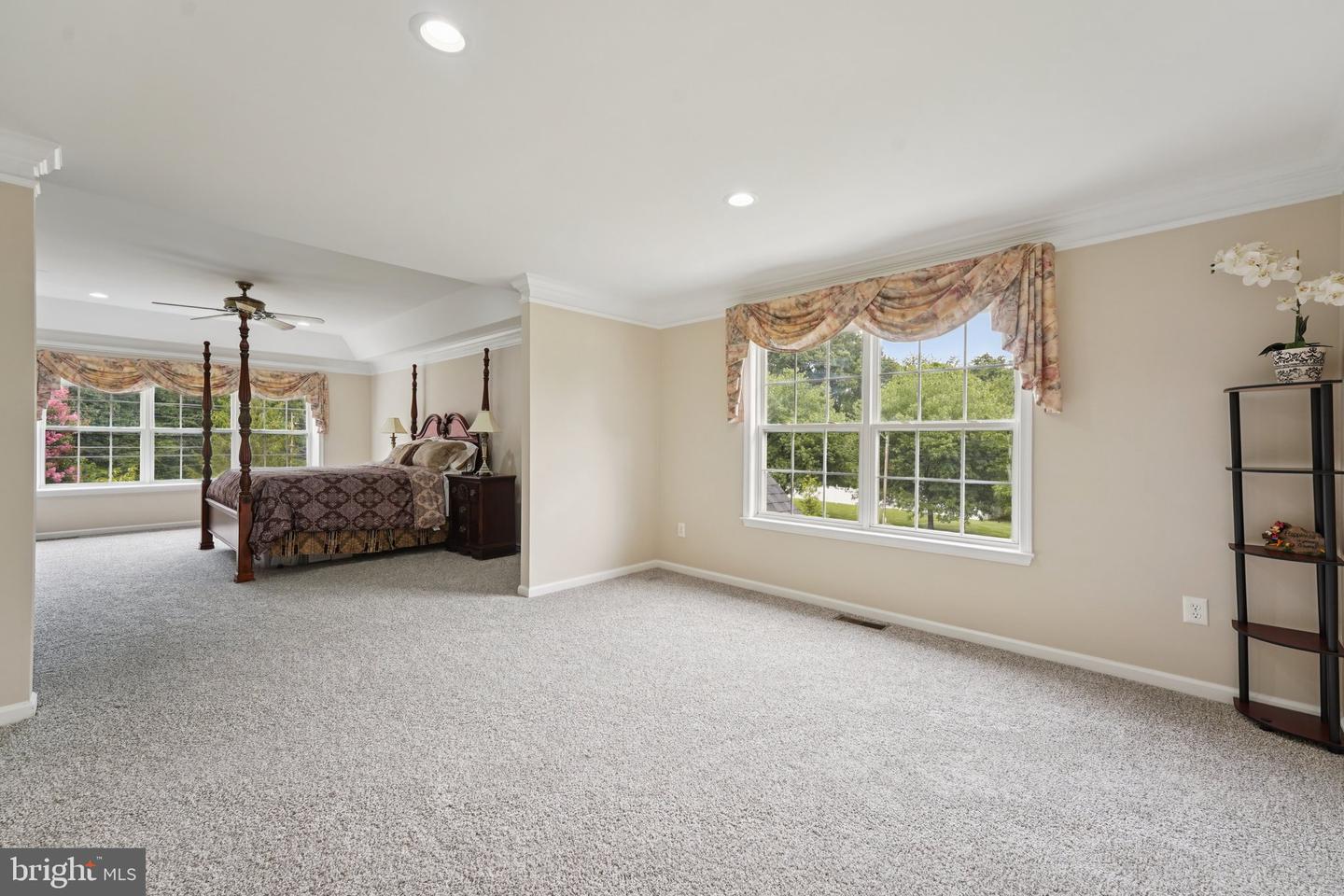 45 Wood View Dr